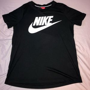 Nike T-shirt